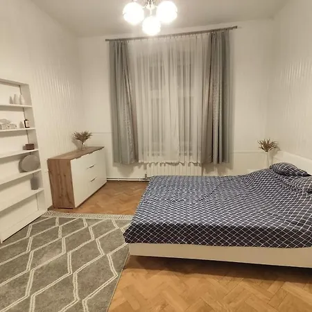 Kamienica Apartment